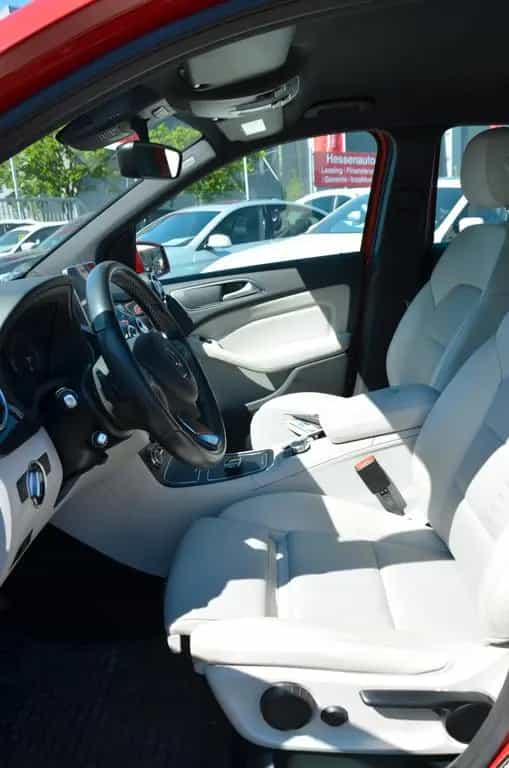 Mercedes-Benz B 180 B B 180 04/2016-photo-12