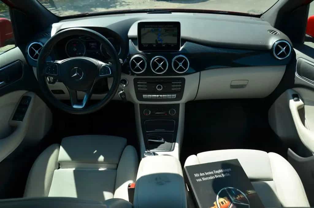 Mercedes-Benz B 180 B B 180 04/2016-photo-15
