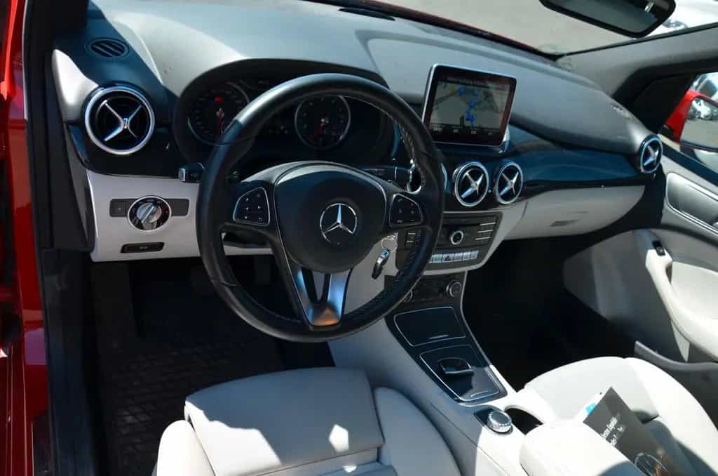 Mercedes-Benz B 180 B B 180 04/2016-photo-17