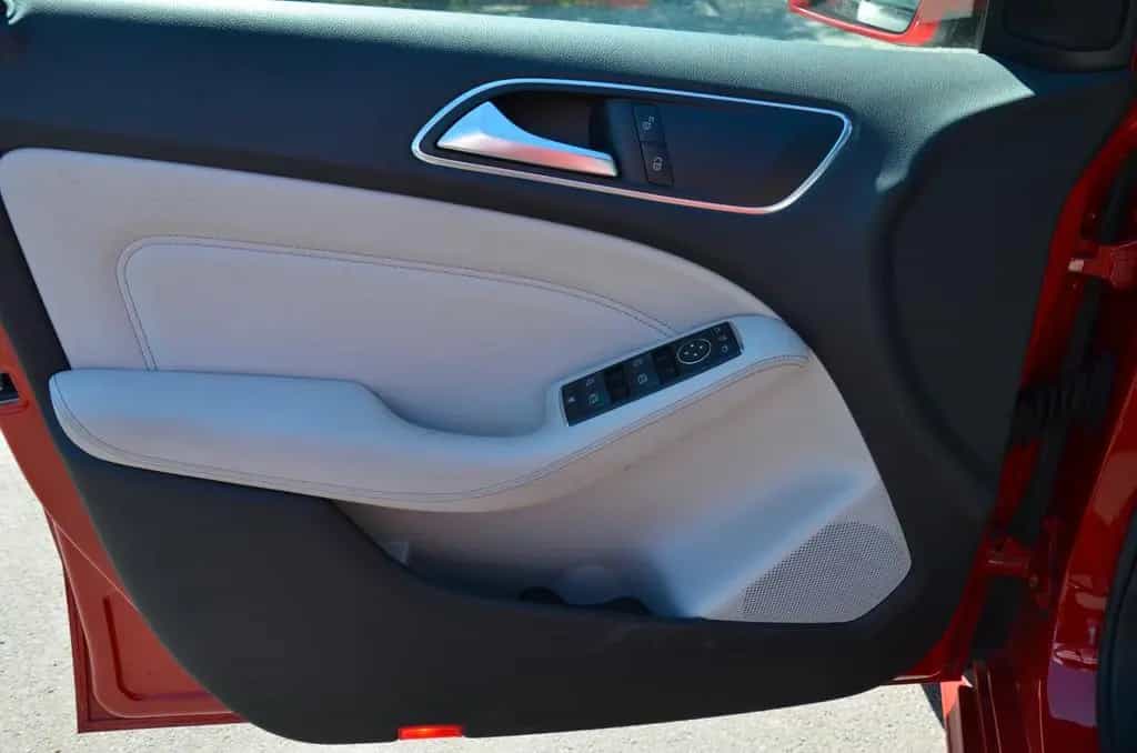 Mercedes-Benz B 180 B B 180 04/2016-photo-18