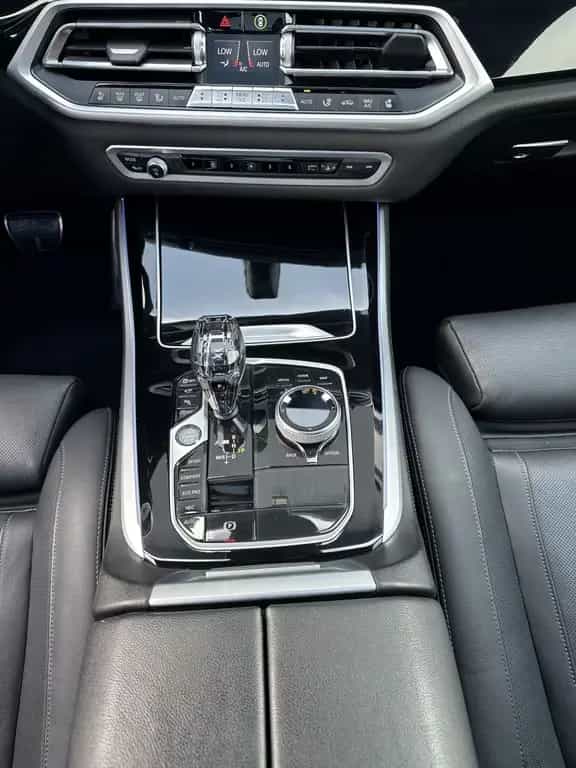 BMW X5 i NAV+LASER+AHK+HEAD-UP+22ZO+PANO+360GRAD 09/2021-photo-15