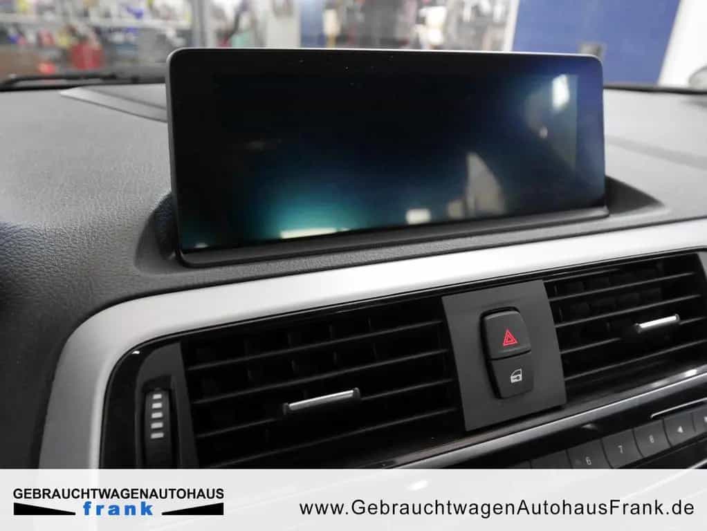 BMW 1 Series 118 i Sportsitze, M18ZOLL, KAMERA,1 J.GARANTIE 01/2019-photo-22