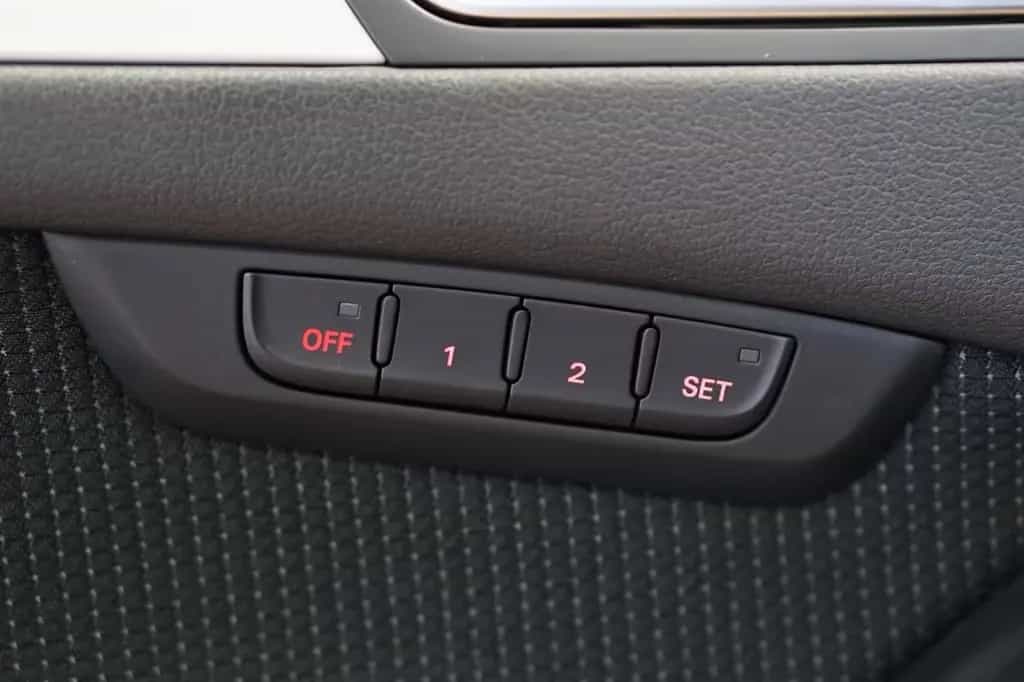 Audi A5 SB 3.0 TDI  quattro|S-LINE|XENON|NAV|SCHALTER 07/2013-photo-19