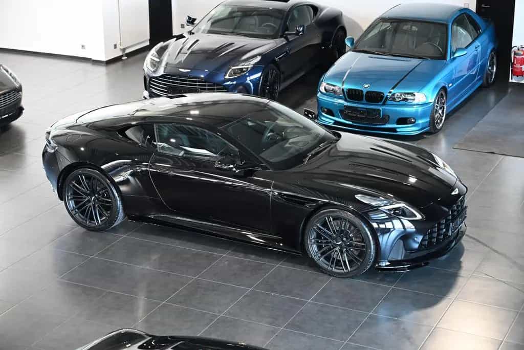Aston Martin DB12 Coupe/Onyx Black/Sport Monotone/Dark Chrome 04/2026-photo-0