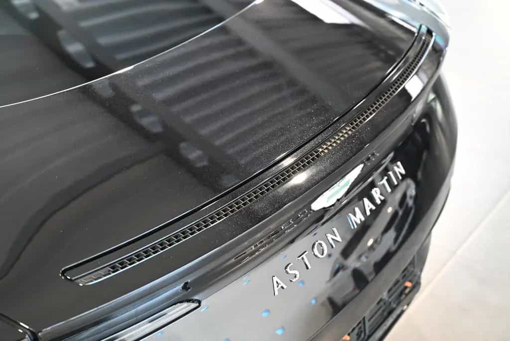 Aston Martin DB12 Coupe/Onyx Black/Sport Monotone/Dark Chrome 04/2026-photo-24