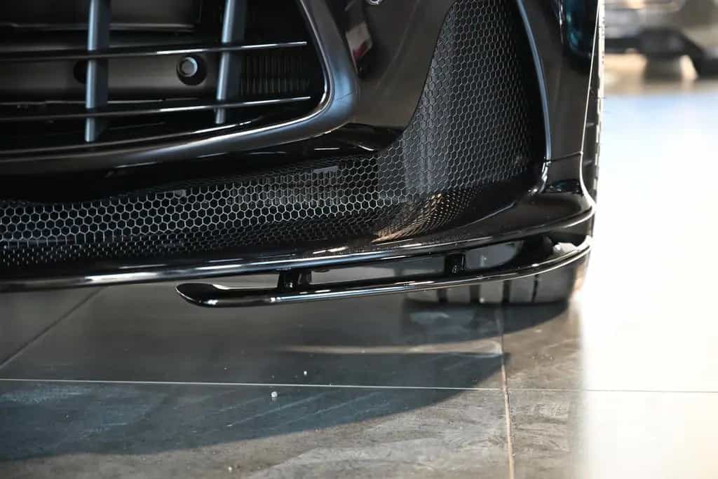 Aston Martin DB12 Coupe/Onyx Black/Sport Monotone/Dark Chrome 04/2026-photo-26