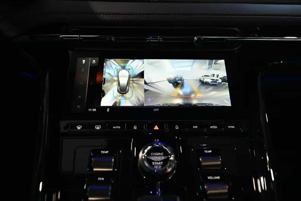 Aston Martin DB12 Coupe/Onyx Black/Sport Monotone/Dark Chrome 04/2026-photo-48