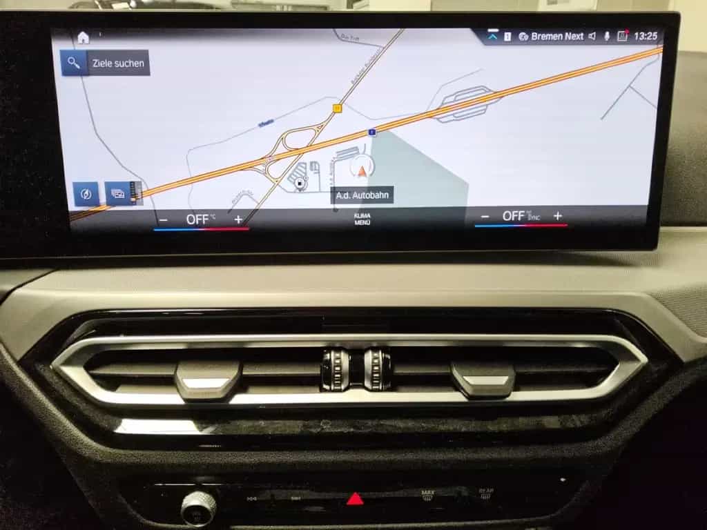 BMW 320 dA Touring Navi LED Curved HuD AHK ACC Shz 03/2023-photo-6