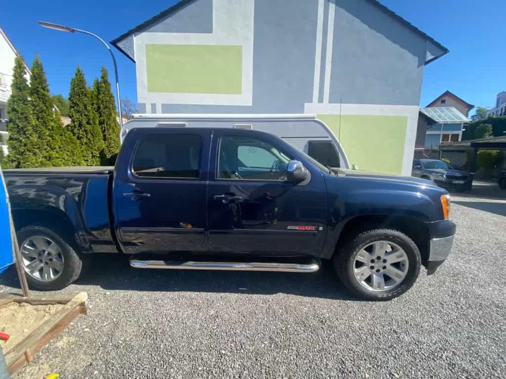 GMC Sierra pickup, blau, TÜV/KD neu, SD el., 8 Zyl. 04/2007-photo-0
