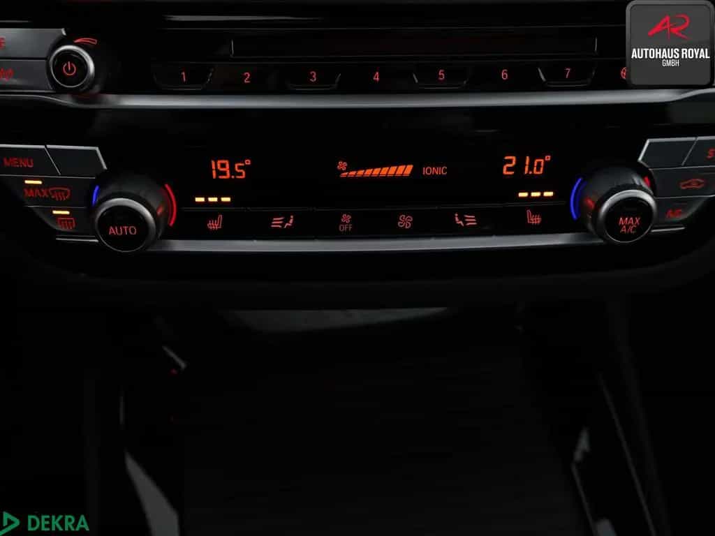 BMW X3 xDrive20i M Sport PANO,HUD,ACC,H/K,STANDHZ,SH 09/2019-photo-17