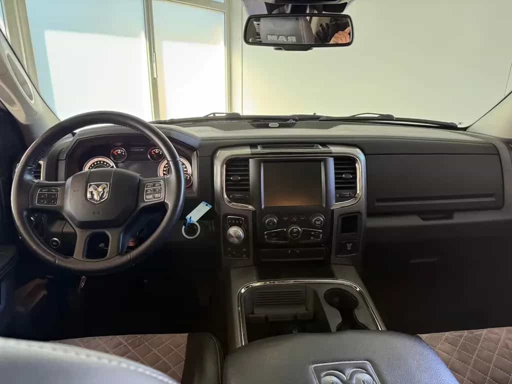 Dodge RAM 1500 HEMI 5.7 V8 4X4-AHK/Kamera/LPG/Alpine 07/2017-photo-16