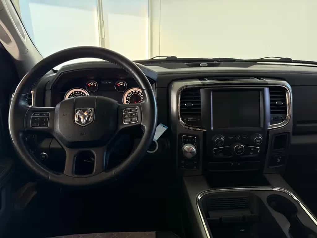 Dodge RAM 1500 HEMI 5.7 V8 4X4-AHK/Kamera/LPG/Alpine 07/2017-photo-17