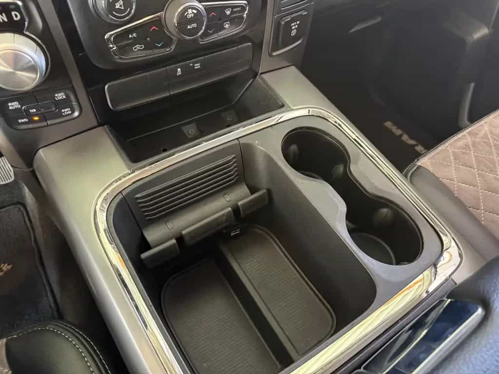 Dodge RAM 1500 HEMI 5.7 V8 4X4-AHK/Kamera/LPG/Alpine 07/2017-photo-22