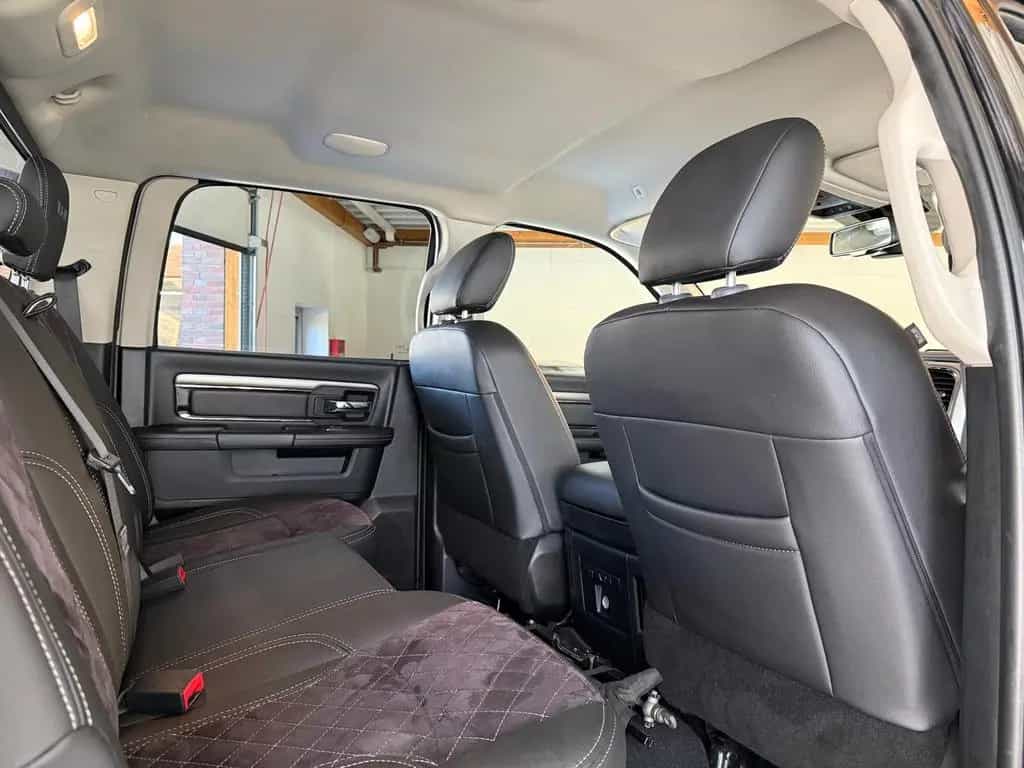 Dodge RAM 1500 HEMI 5.7 V8 4X4-AHK/Kamera/LPG/Alpine 07/2017-photo-7