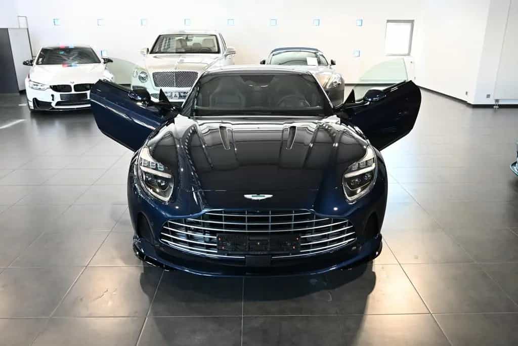 Aston Martin DB12 Coupe/Midnight Blue Metallic/Sport Monotone 04/2026-photo-5
