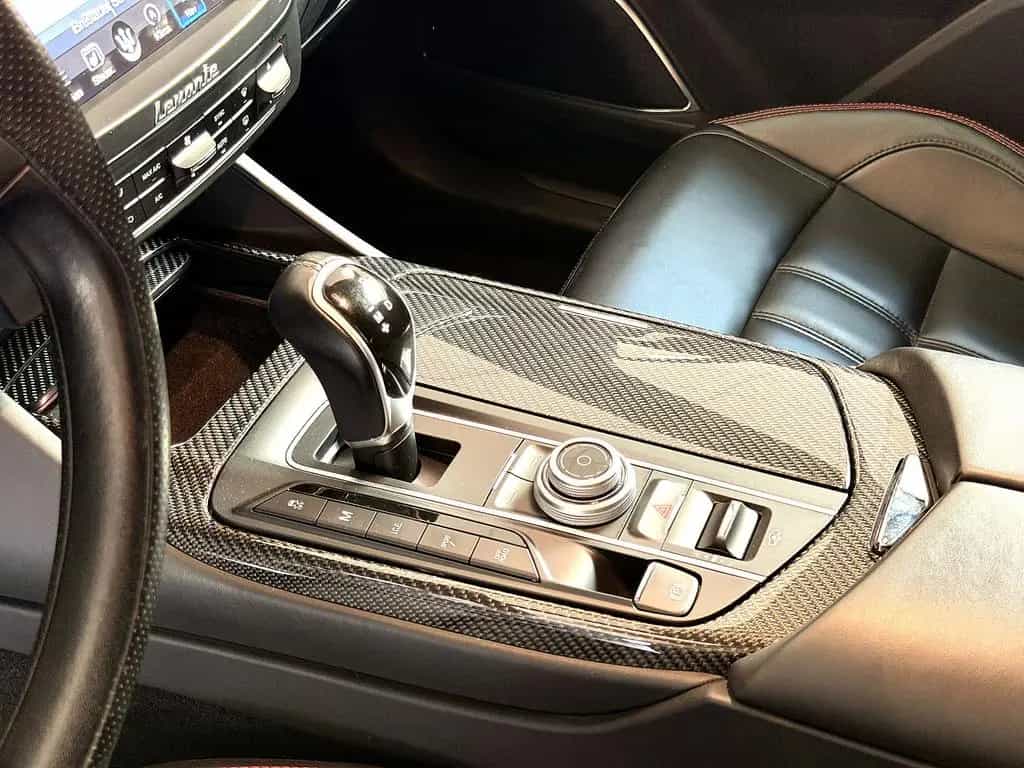 Maserati Levante S/CARBON/HARMAN-KARDON/KAMERA/BRD 12/2017-photo-11