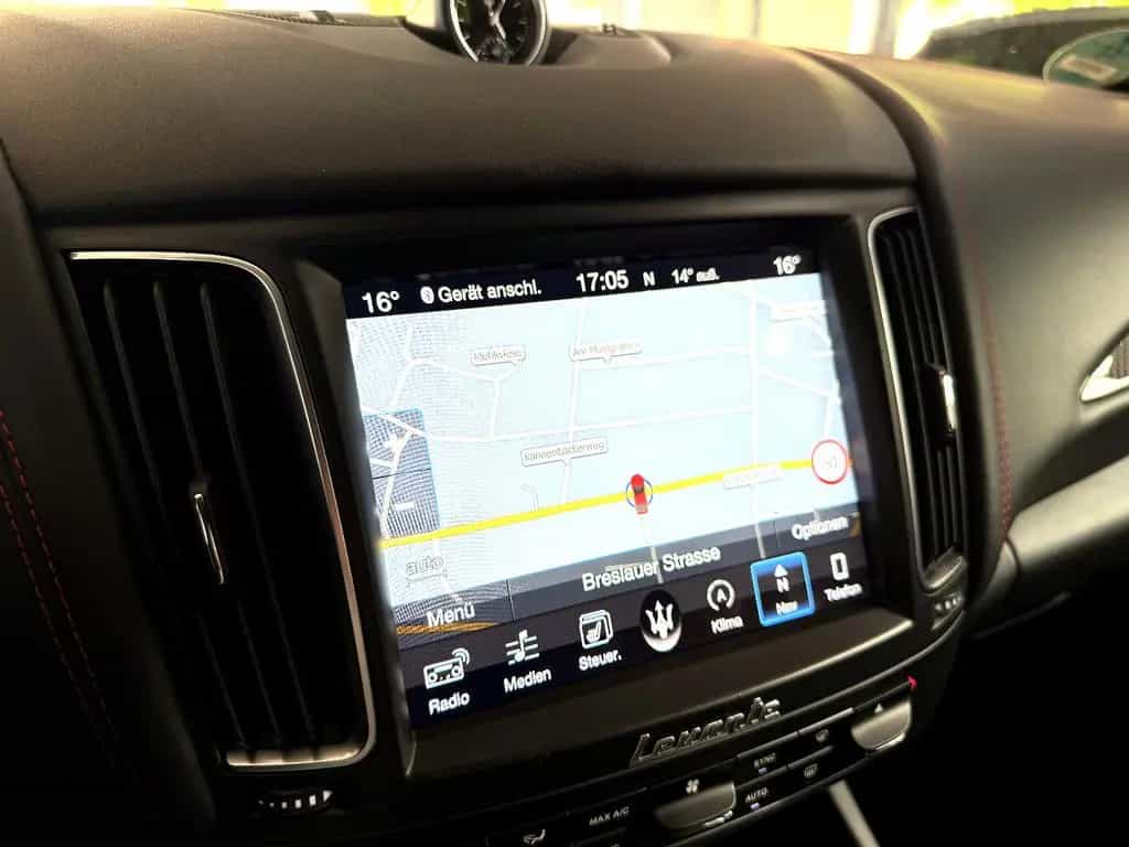 Maserati Levante S/CARBON/HARMAN-KARDON/KAMERA/BRD 12/2017-photo-30