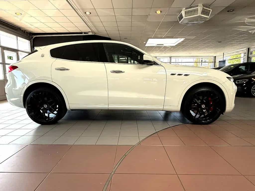 Maserati Levante S/CARBON/HARMAN-KARDON/KAMERA/BRD 12/2017-photo-4