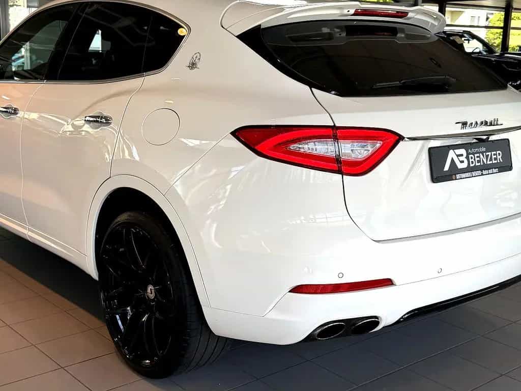 Maserati Levante S/CARBON/HARMAN-KARDON/KAMERA/BRD 12/2017-photo-6