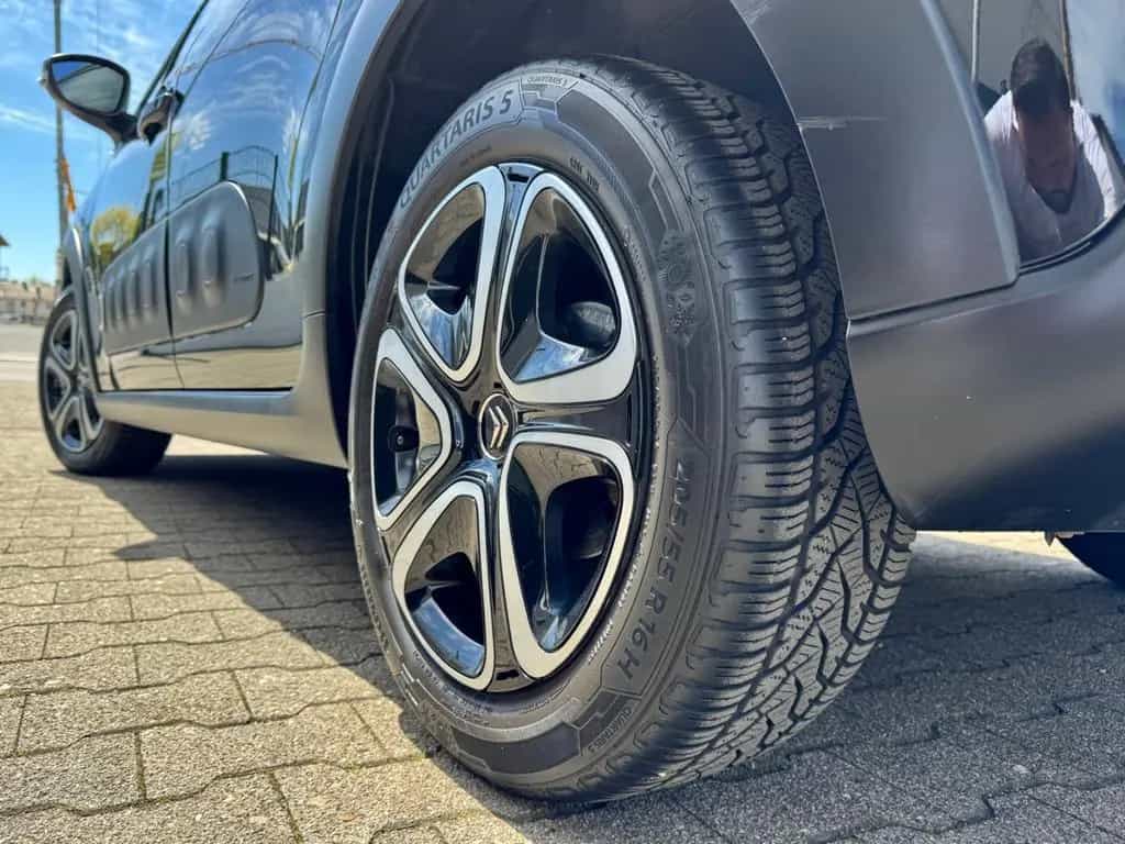 Citroën C3 Shine 1.2 PureTech*AUTOM*CARPLAY*SHZ*PDC*SPUR 01/2019-photo-17