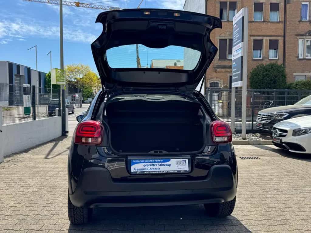 Citroën C3 Shine 1.2 PureTech*AUTOM*CARPLAY*SHZ*PDC*SPUR 01/2019-photo-18