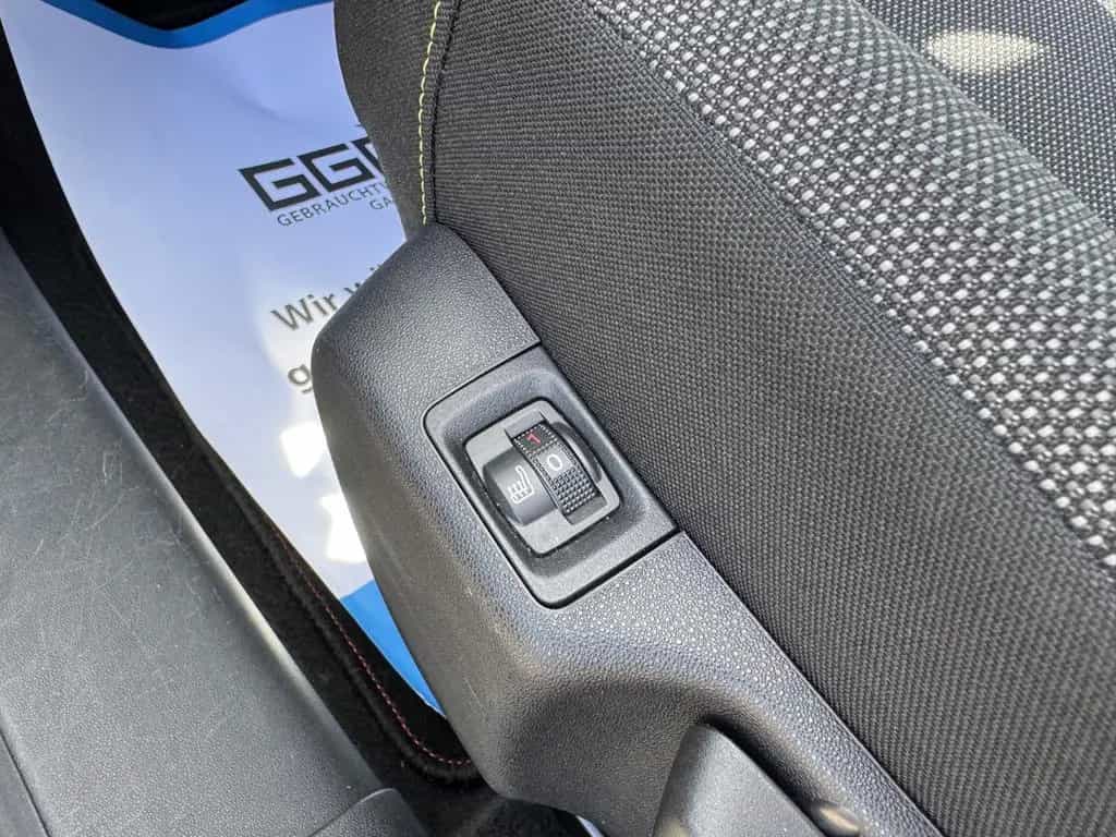 Citroën C3 Shine 1.2 PureTech*AUTOM*CARPLAY*SHZ*PDC*SPUR 01/2019-photo-33
