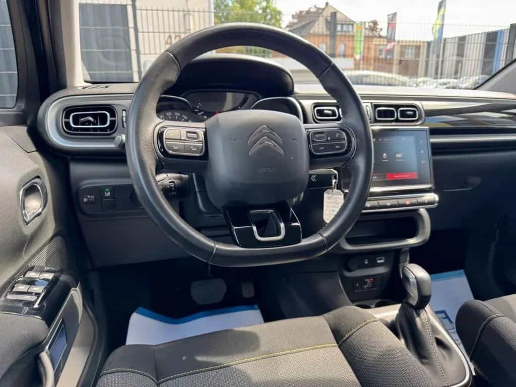 Citroën C3 Shine 1.2 PureTech*AUTOM*CARPLAY*SHZ*PDC*SPUR 01/2019-photo-36