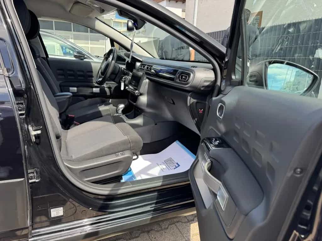 Citroën C3 Shine 1.2 PureTech*AUTOM*CARPLAY*SHZ*PDC*SPUR 01/2019-photo-37