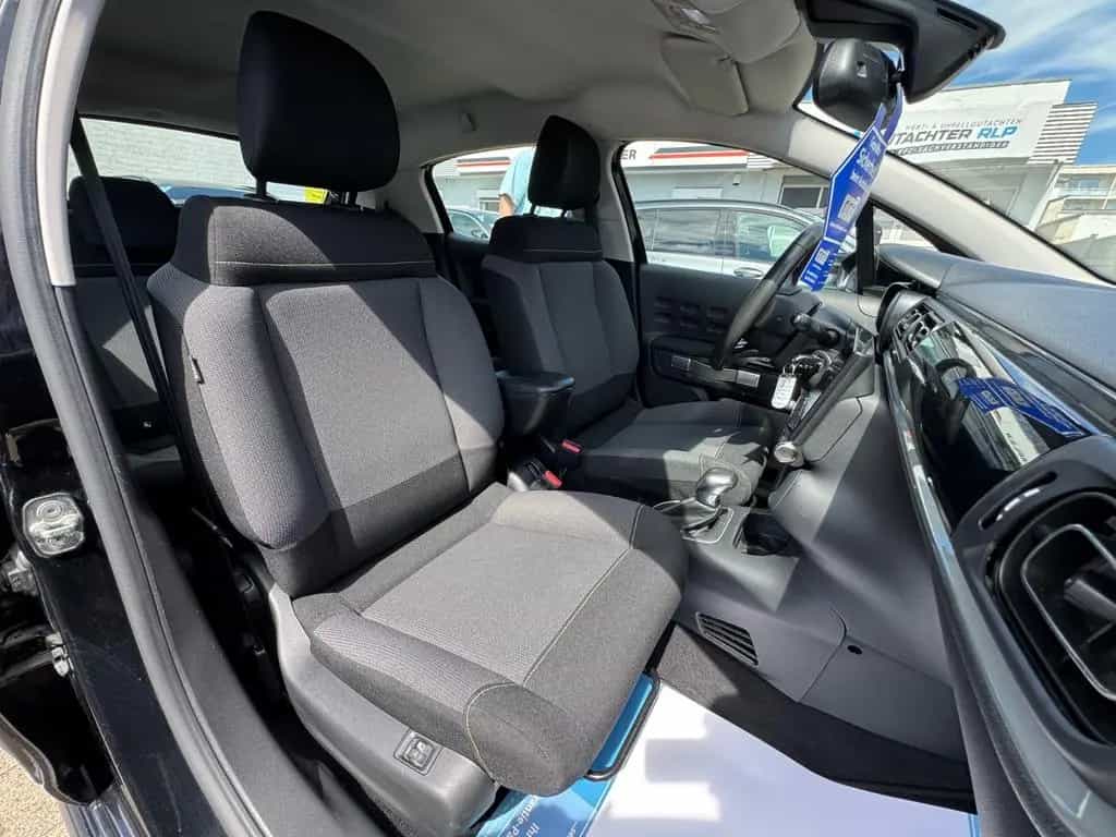 Citroën C3 Shine 1.2 PureTech*AUTOM*CARPLAY*SHZ*PDC*SPUR 01/2019-photo-38