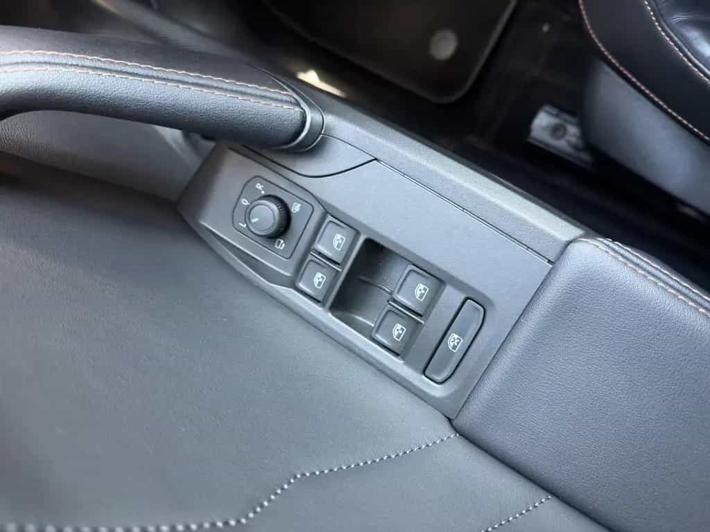 Cupra Formentor 2.0 TSI DSG VZ DRIVE 4x4*MATRIX*PANO*A 08/2024-photo-25