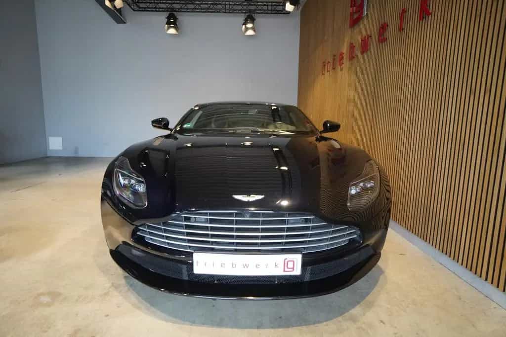 Aston Martin DB11 4.0 V8-Bang& Olufsen-Facelift-20 Zoll- 04/2022-photo-16