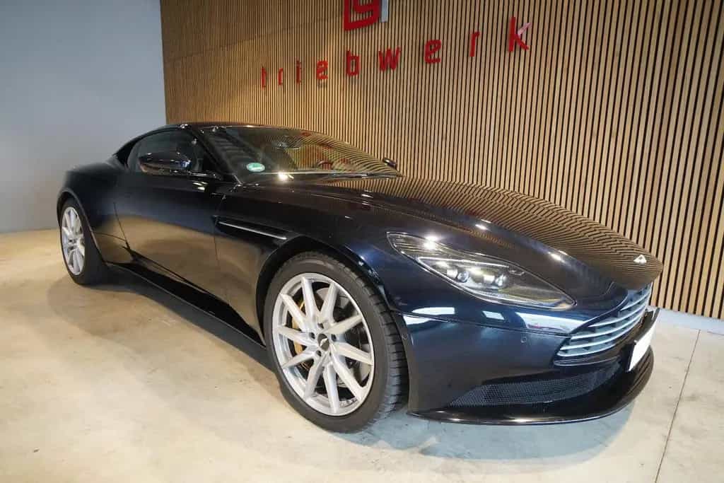 Aston Martin DB11 4.0 V8-Bang& Olufsen-Facelift-20 Zoll- 04/2022-photo-17