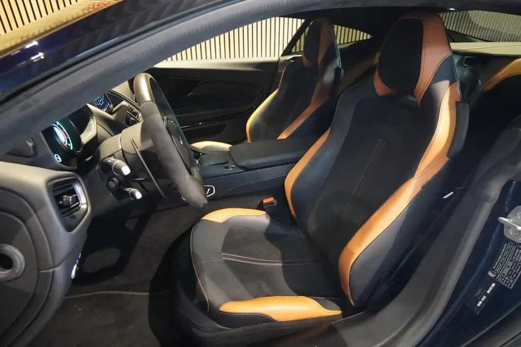 Aston Martin DB11 4.0 V8-Bang& Olufsen-Facelift-20 Zoll- 04/2022-photo-7