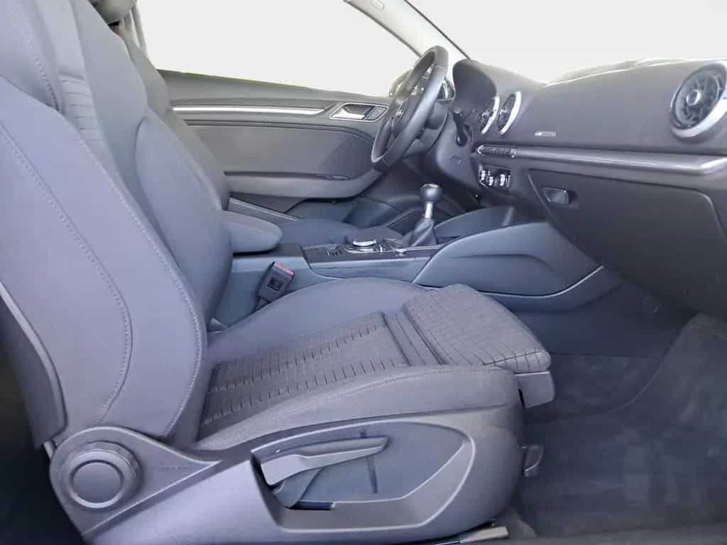 Audi A3 30TFSI sport+XENON+NAVI+AHK+TEMPO+PDC 06/2017-photo-15