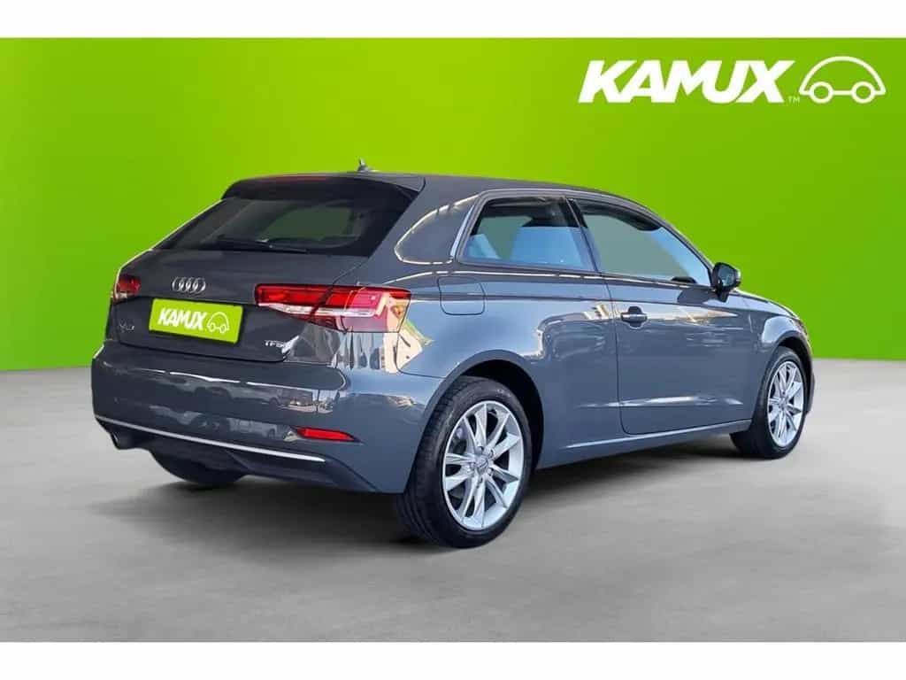 Audi A3 30TFSI sport+XENON+NAVI+AHK+TEMPO+PDC 06/2017-photo-3