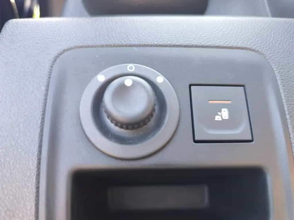 Dacia Duster 1,3 Adventure 4x4 *AHK SHZ NAVI* 07/2019-photo-22