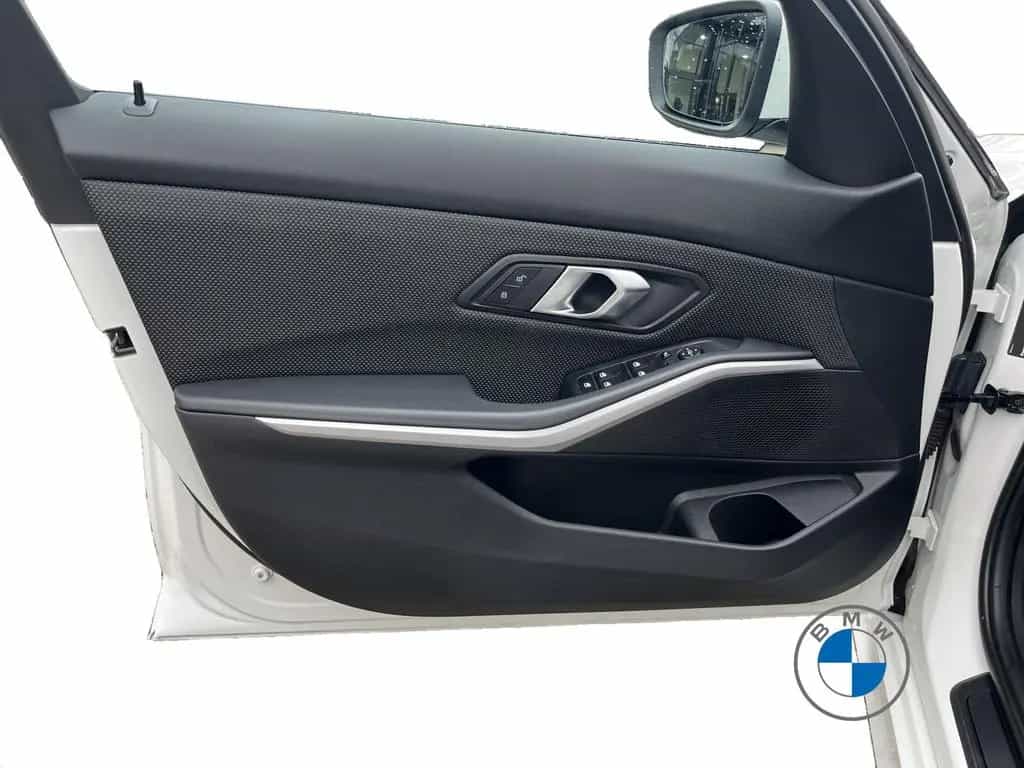 BMW 320 d Limousine Advantage 17" AHK 07/2022-photo-10