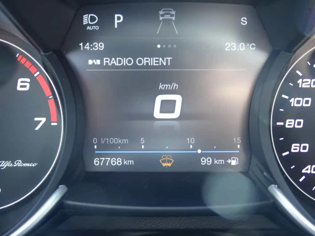 Alfa Romeo Giulia Veloce 2.0 Turbo 16V Ti Q4 ALCANT/NAV/KAM 02/2019-photo-16