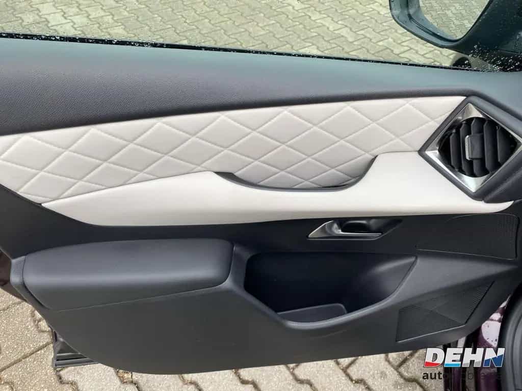 DS Automobiles DS3 Crossback 1.2 PT So Chic Navi Cam LED SHZ VZ 07/2019-photo-18
