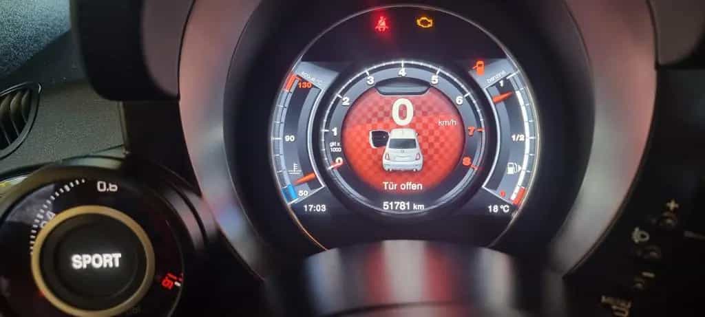 Abarth 595 1.4 T-Jet 16V 595 - ( Super Zustand!!) 09/2018-photo-11