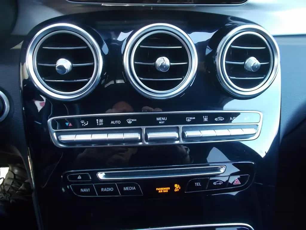 Mercedes-Benz GLC 250 Coupe  4Matic AMG Standheizung 11/2018-photo-13