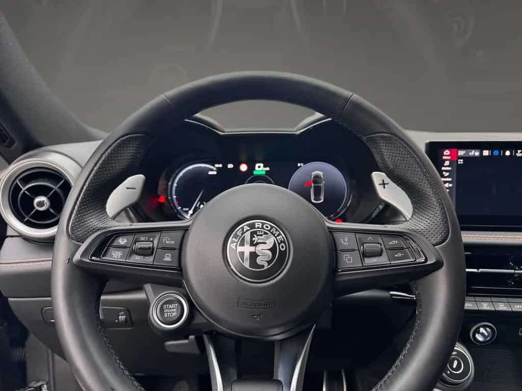 Alfa Romeo Tonale Veloce 360 Kamera PDC ACC Leder LED SHZ 03/2024-photo-10