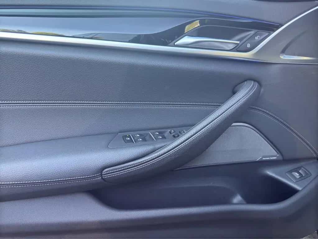 BMW 5 Series 520d SportLine*TÜV*Inspektion*12M Gara*scheckhft 04/2019-photo-15