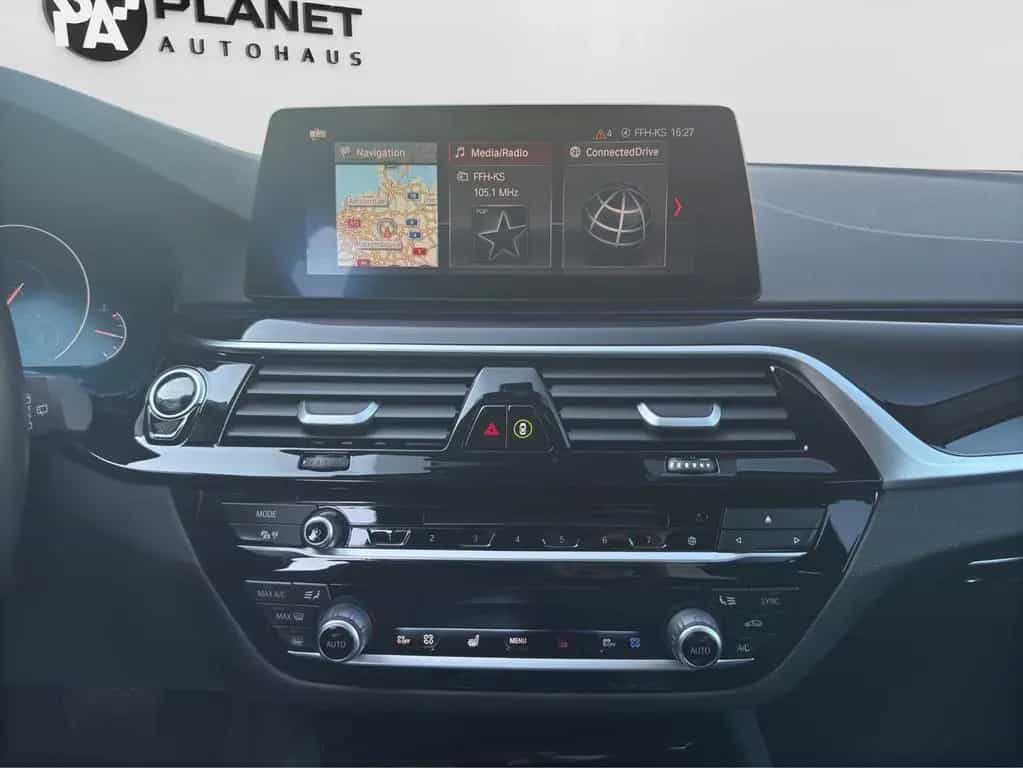 BMW 5 Series 520d SportLine*TÜV*Inspektion*12M Gara*scheckhft 04/2019-photo-19