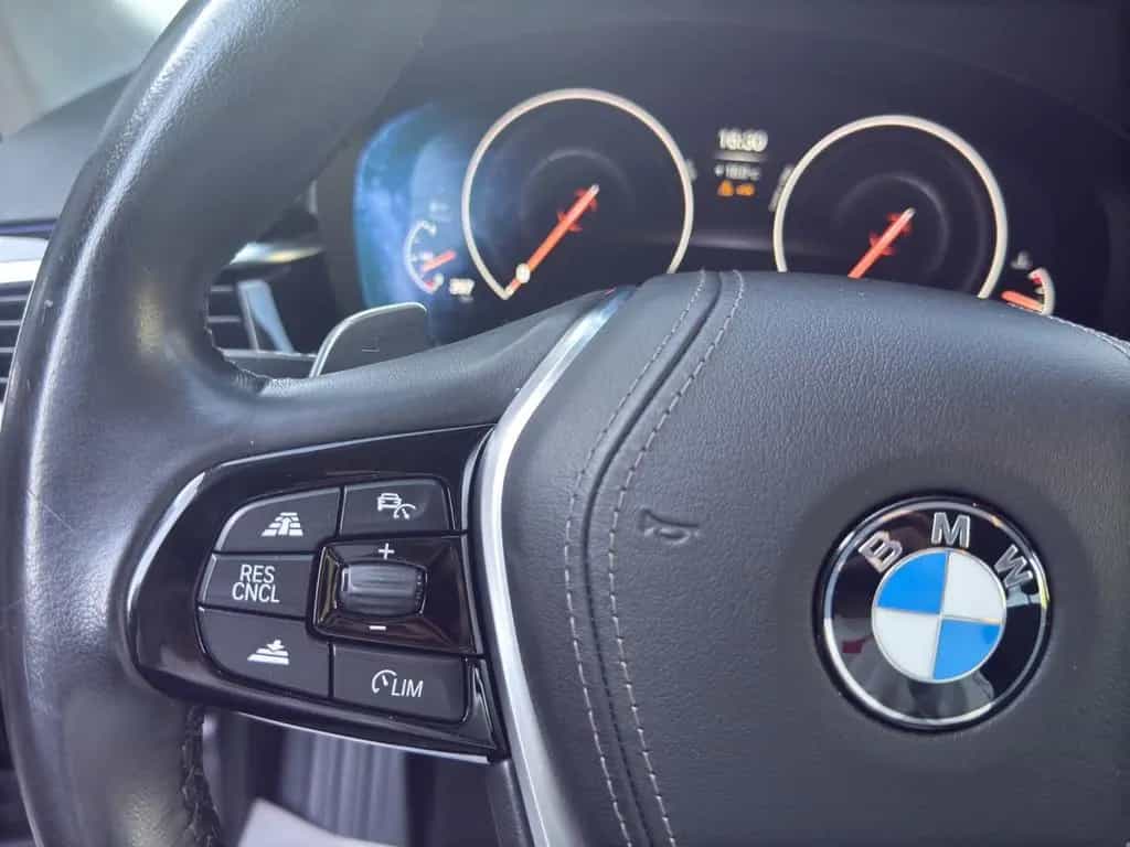 BMW 5 Series 520d SportLine*TÜV*Inspektion*12M Gara*scheckhft 04/2019-photo-31