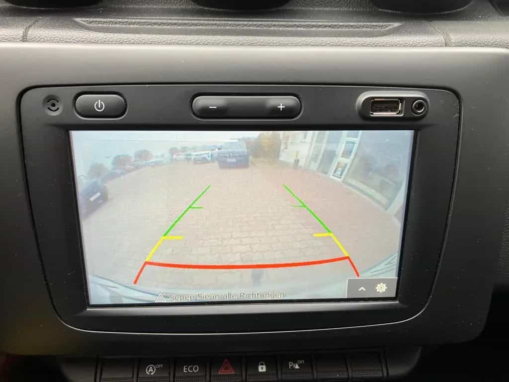 Dacia Duster 130 PS Kamera Klimaautomatik Navi 08/2019-photo-14