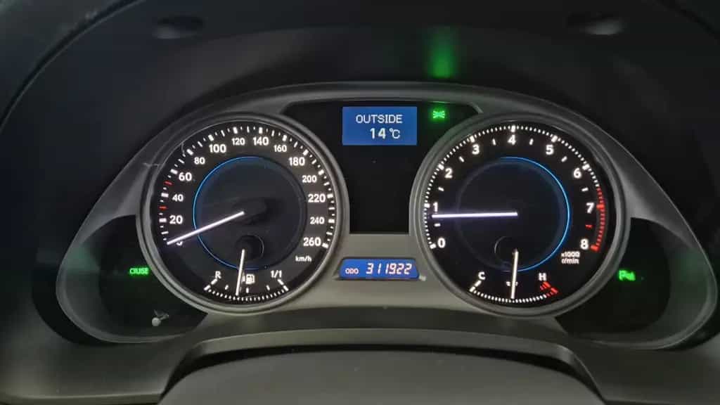 Lexus IS 250 Sport Line / F-Sport Facelift / Schiebed. 12/2005-photo-14