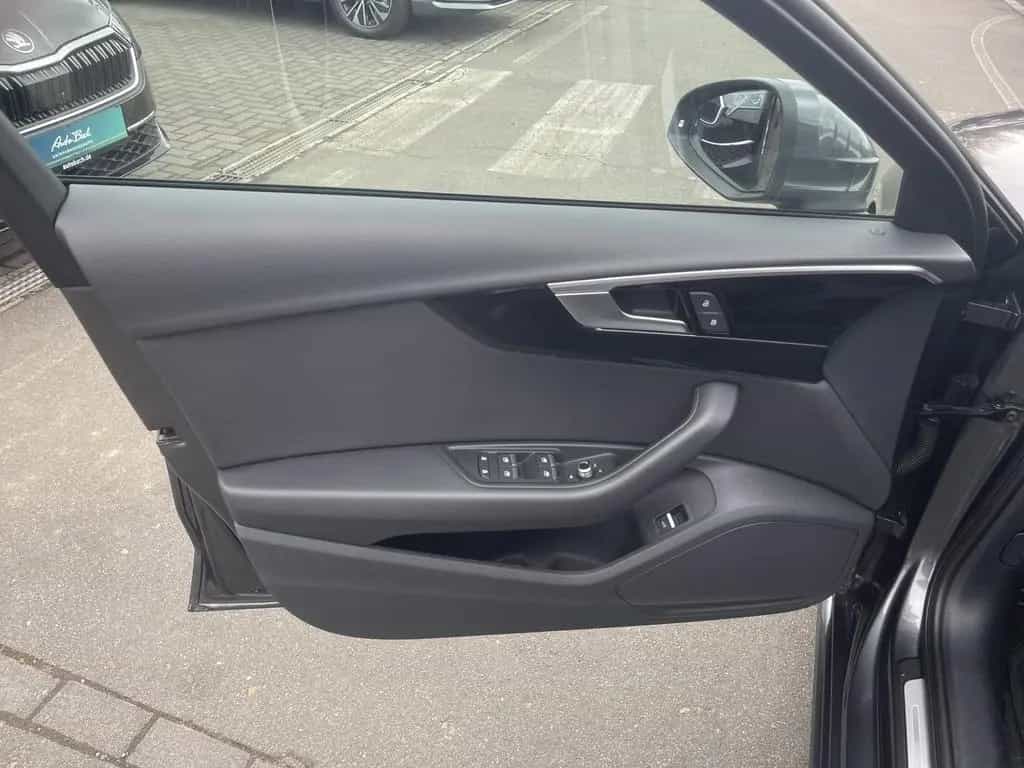Audi A4 Avant S line 40TFSI quattro Navi Matrix Stand 07/2021-photo-8