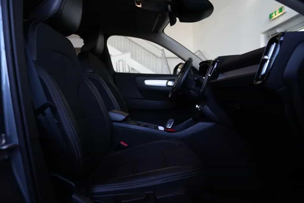 Volvo XC40 Momentum AWD 08/2018-photo-11