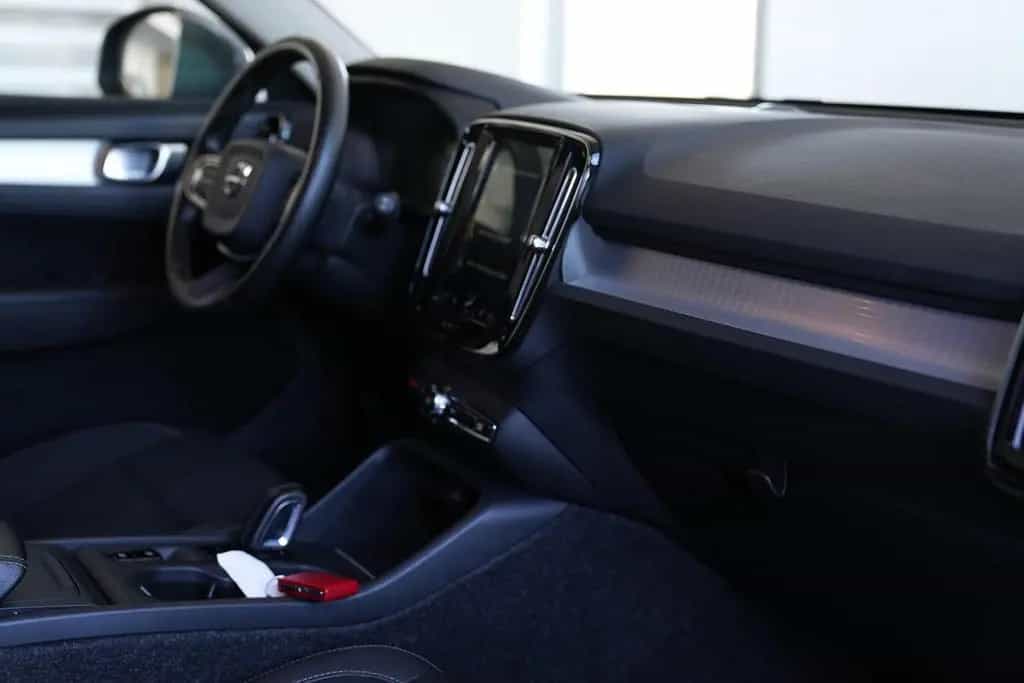 Volvo XC40 Momentum AWD 08/2018-photo-12